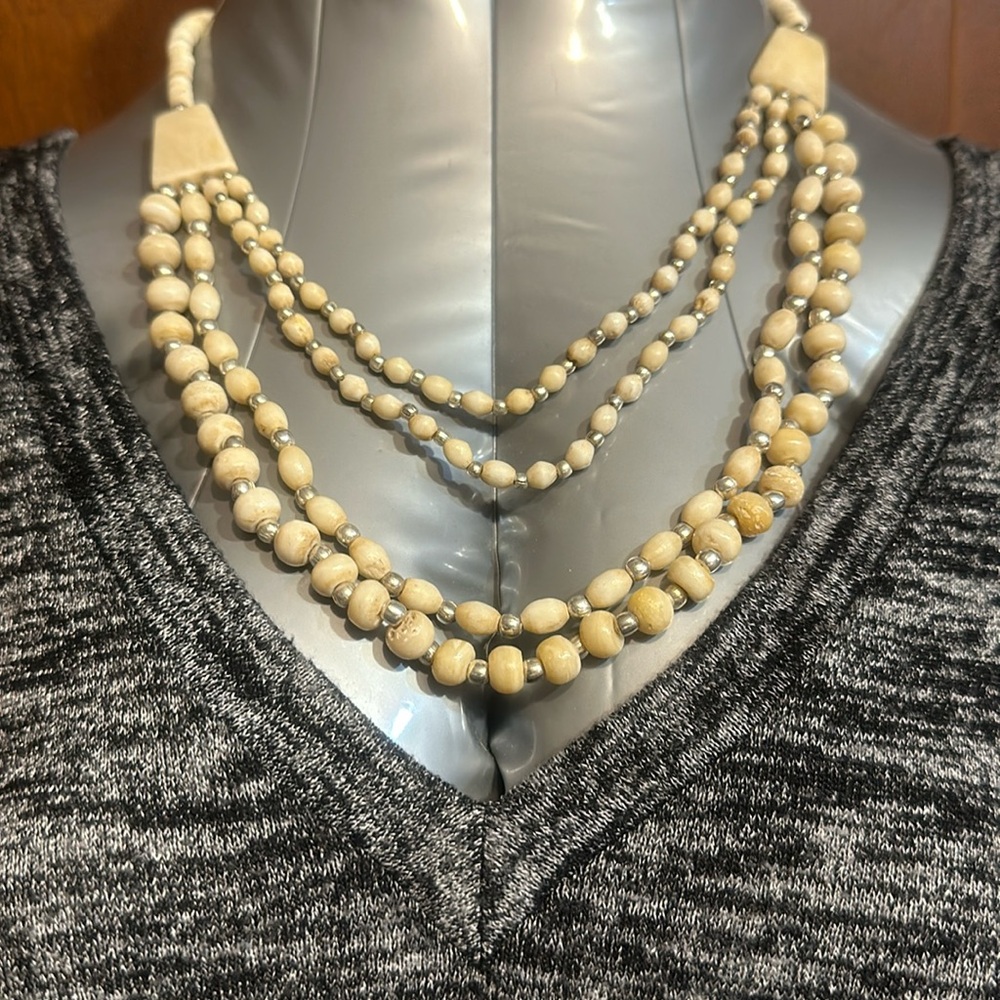 String beads made in India